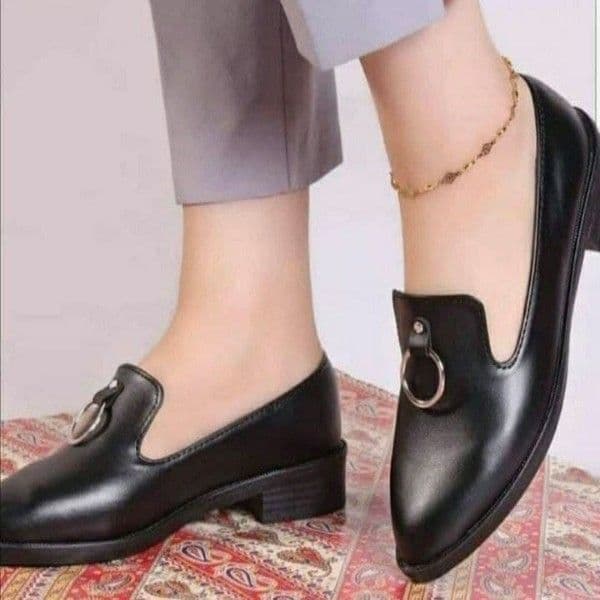 کالج زنانه حلقه ای