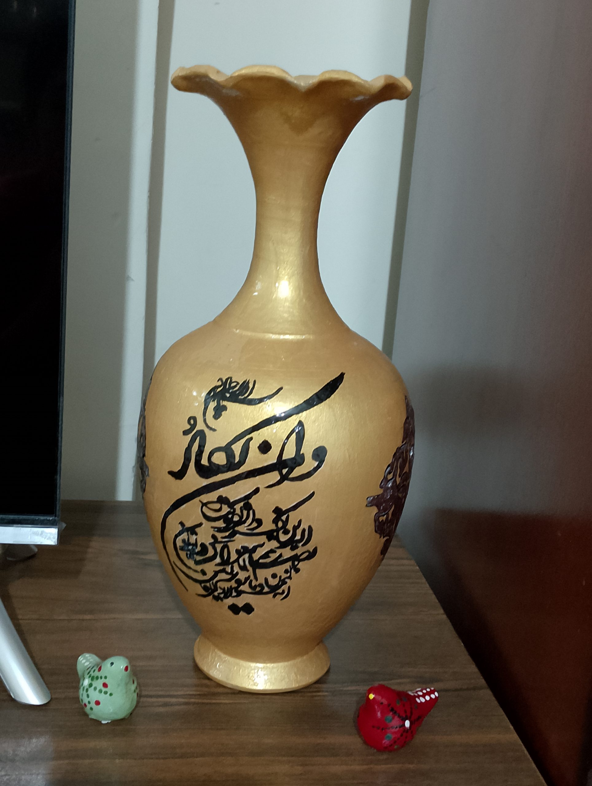 گلدان آیه واَن یَکاد گلدان آیه واَن یَکاد