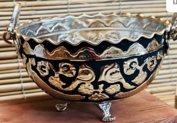 کاسه مسی پایه دار