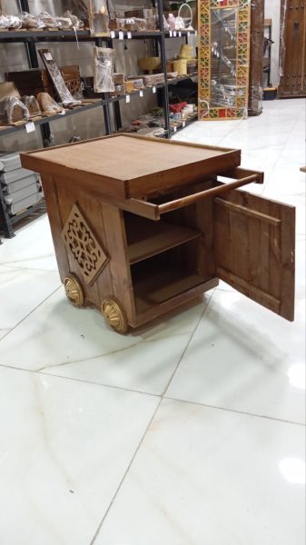 گاری چوبی