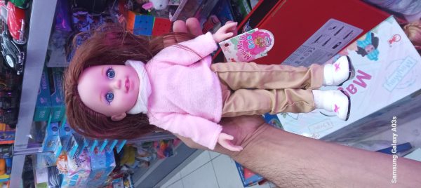 عروسک آواز خوان
