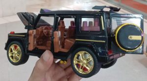 ماشین موزیکال چراغدار