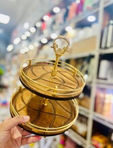 سینی و شیرینی خوری