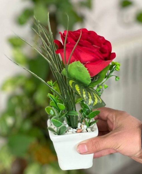 گل مصنوعی بزرگ