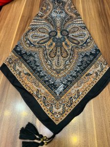 روسری هیمورا طرح سنتی