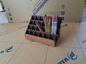 استند مداد آرایشی