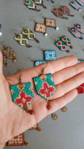 گوشواره سوزندوزی