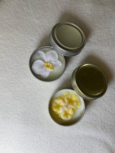 شات فلزی و معطر گل ارکیده و شکوفه