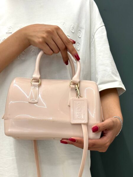 کیف دستی و دوشی برند furla
