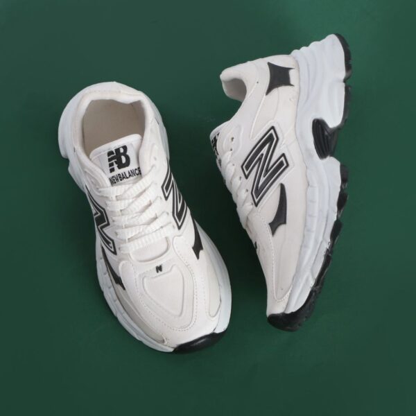 کتونی نیوبالانس