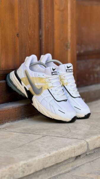 کتونی مردانه نایک V2K