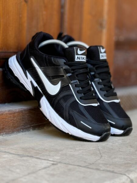 کتونی مردانه نایک V2K