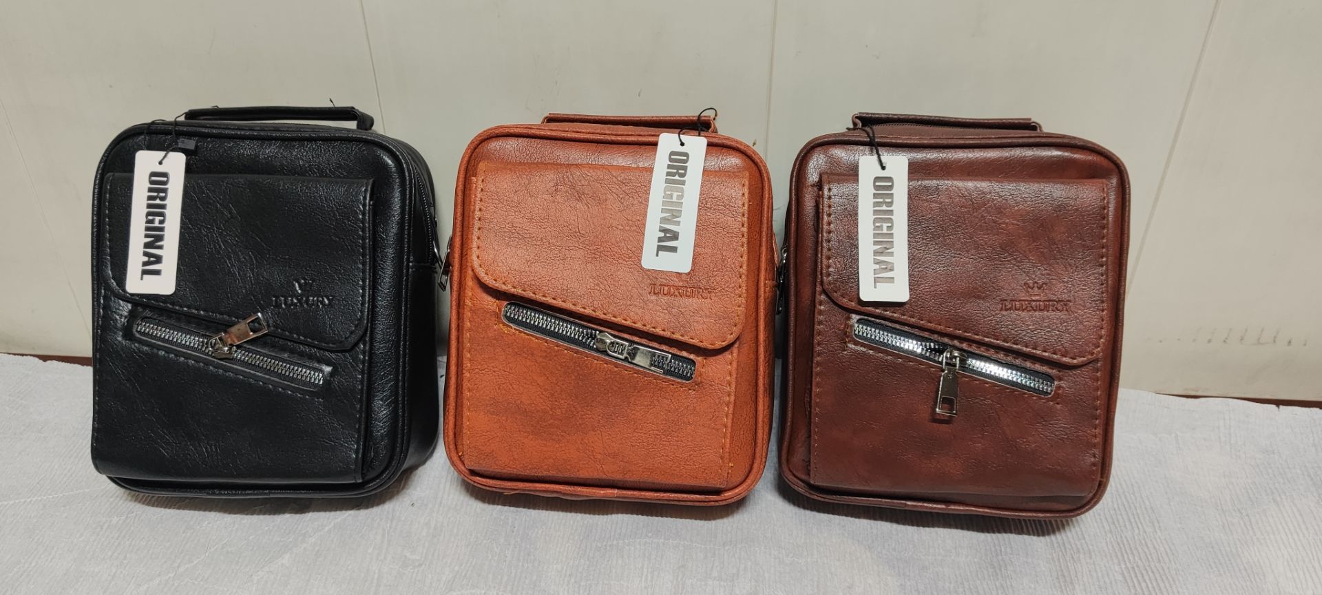 کیف دوشی متوسط