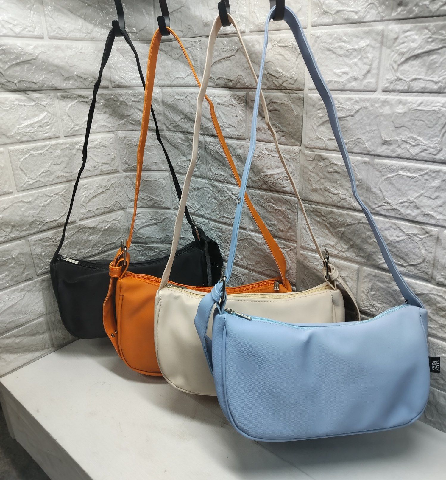 کیف دوشی زنانه