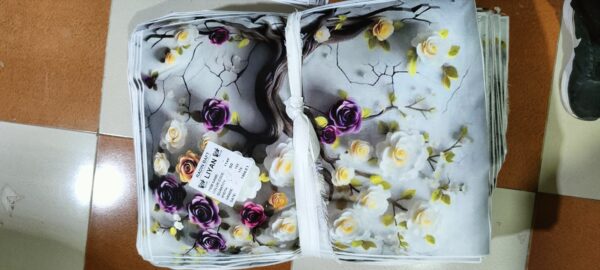 روبالشتی سه بعدی گلدار