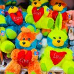 عروسک خرگوش سوزنی