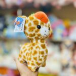 عروسک زرافه هویج به سر
