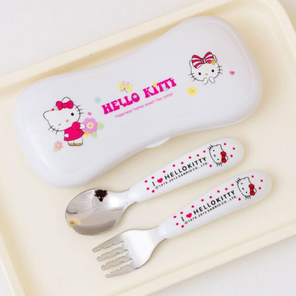 قاشق و چنگال کودک