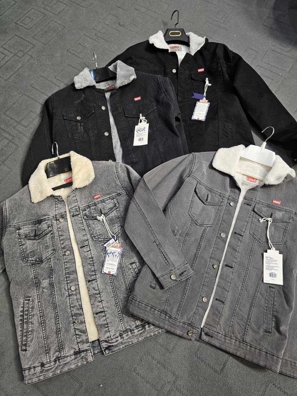 کت جین داخل کرک دار