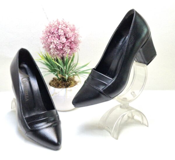 کفش زنانه پاشنه دار