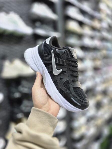 کتونی زنانه