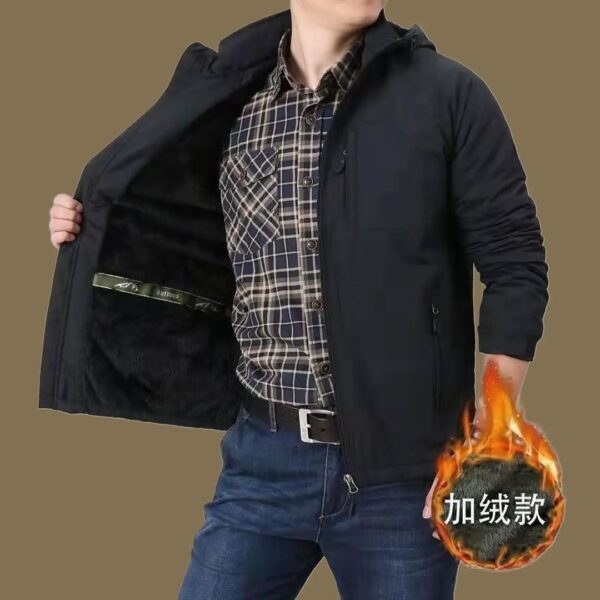 کاپشن بادگیر داخل خزدار