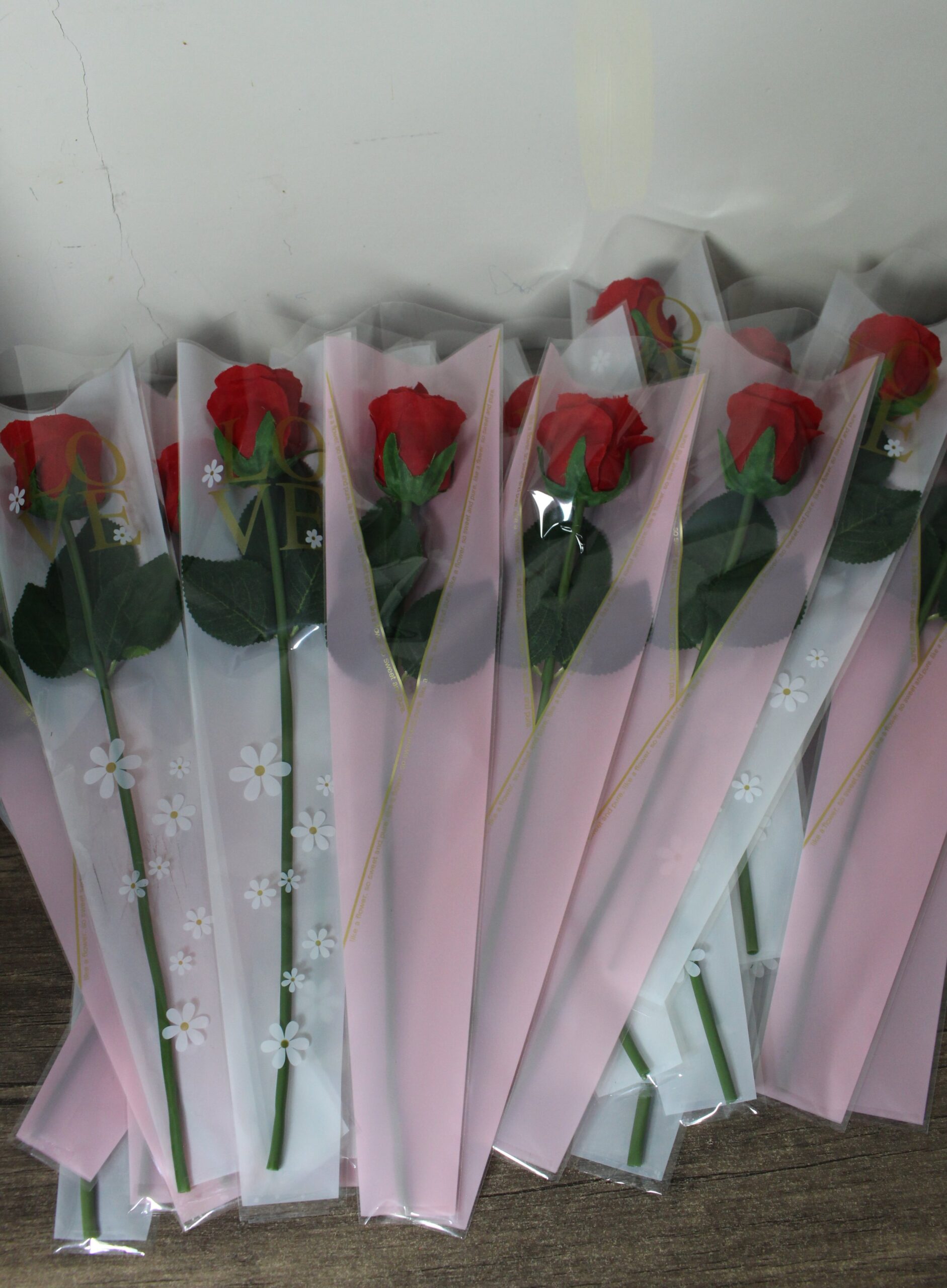 گل تک شاخه ای رز