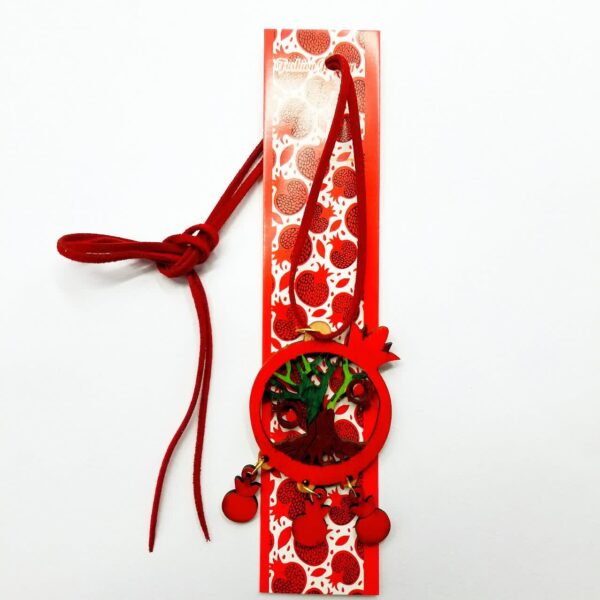 گردنبند نخی یلدایی