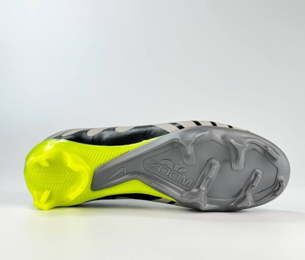 استوک های کپی نایک امباپه