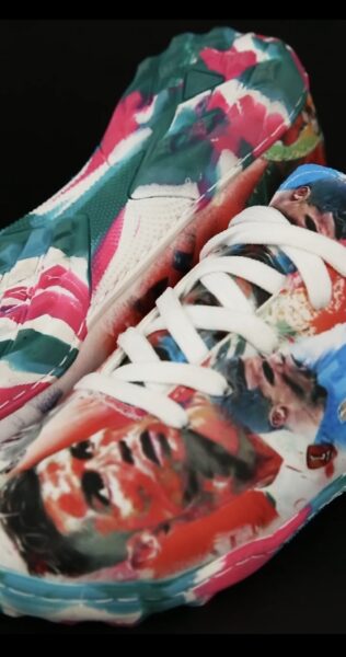 کفش فوتبال رونالدو و مسی