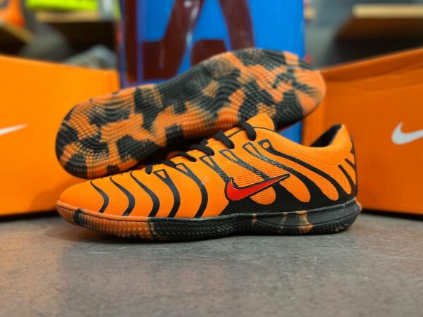 کتونی سالنی طرح امباپه