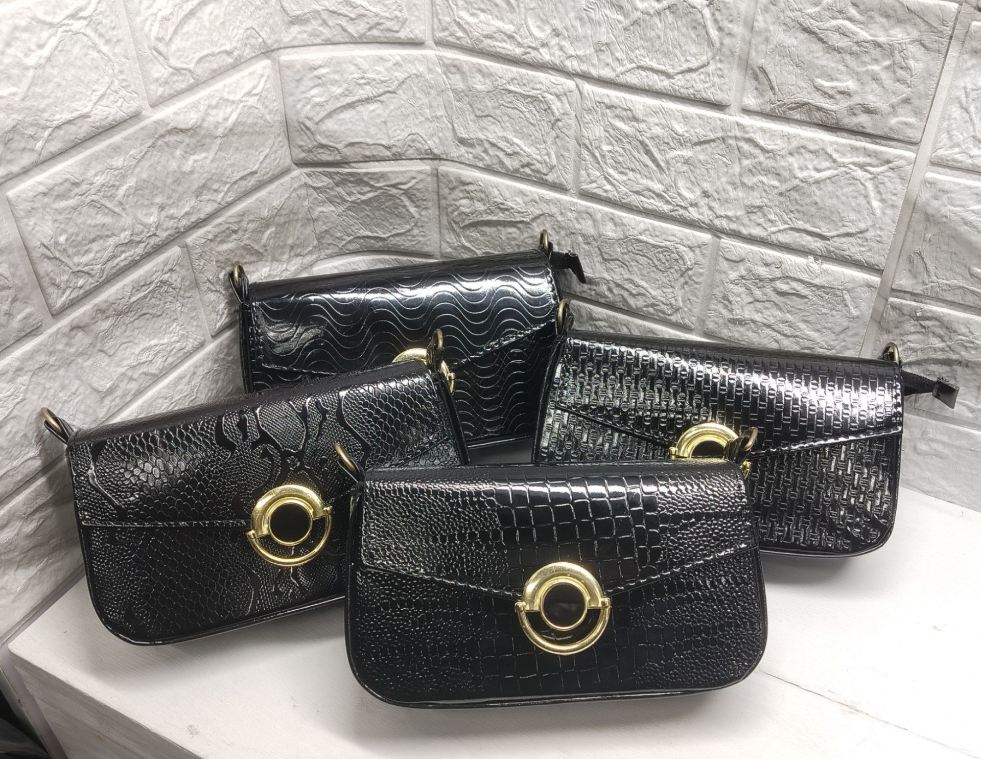 کیف دوشی زنانه