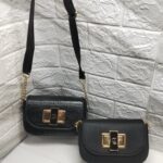 کیف زنانه پاسپورتی