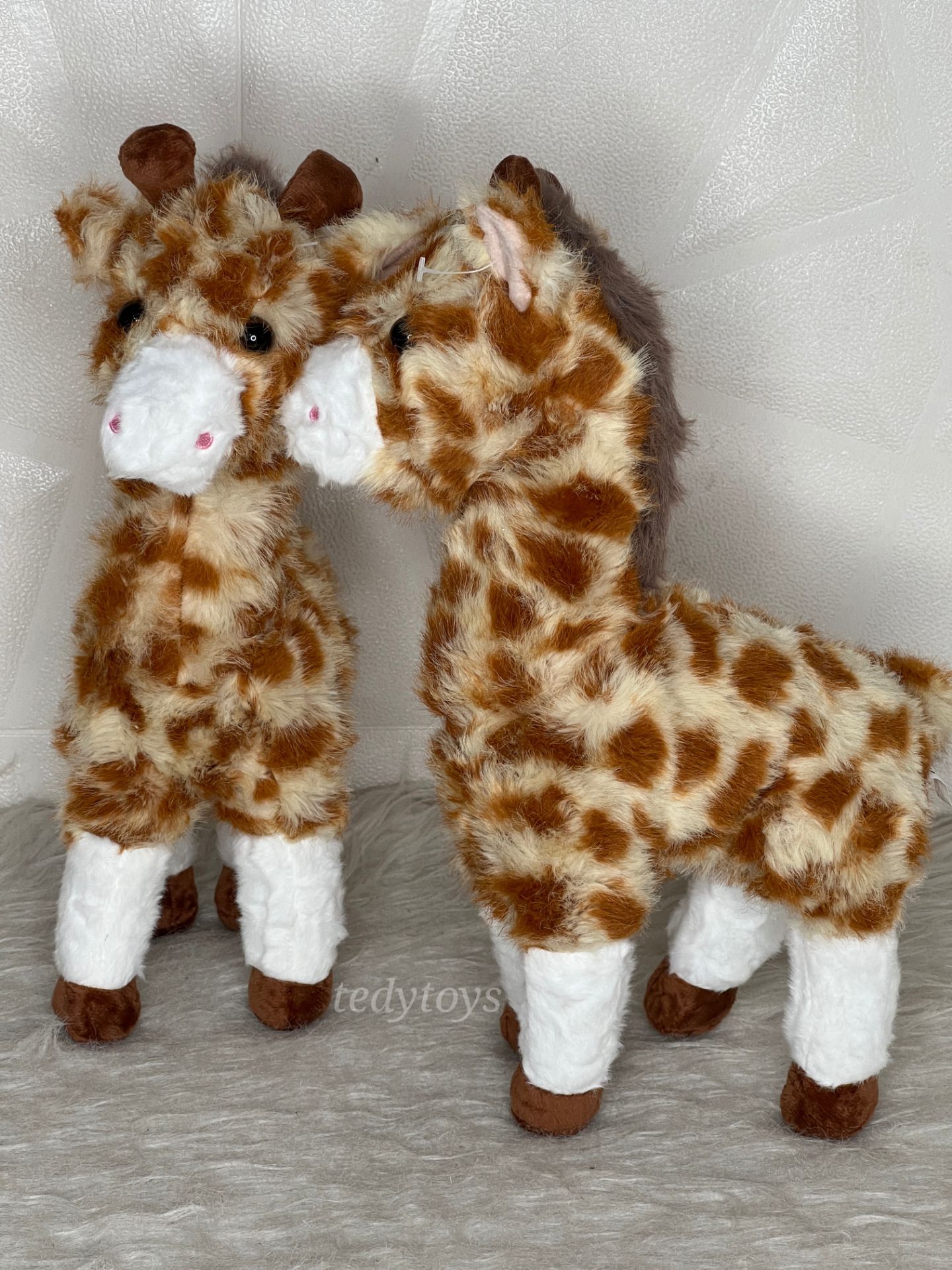 عروسک زرافه