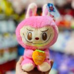 عروسک لبوبو میوه به دست