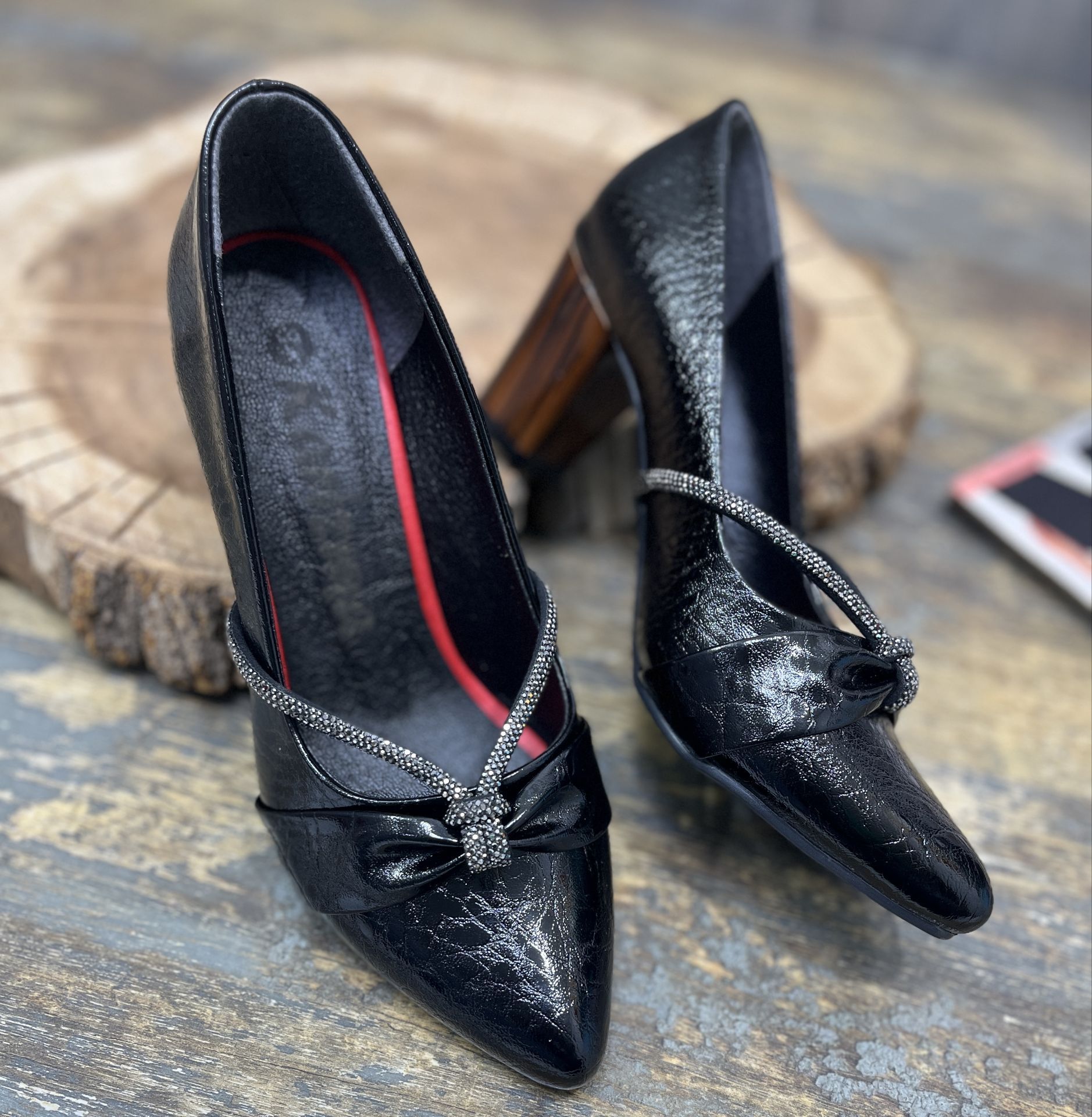 کفش زنانه پاشنه دار