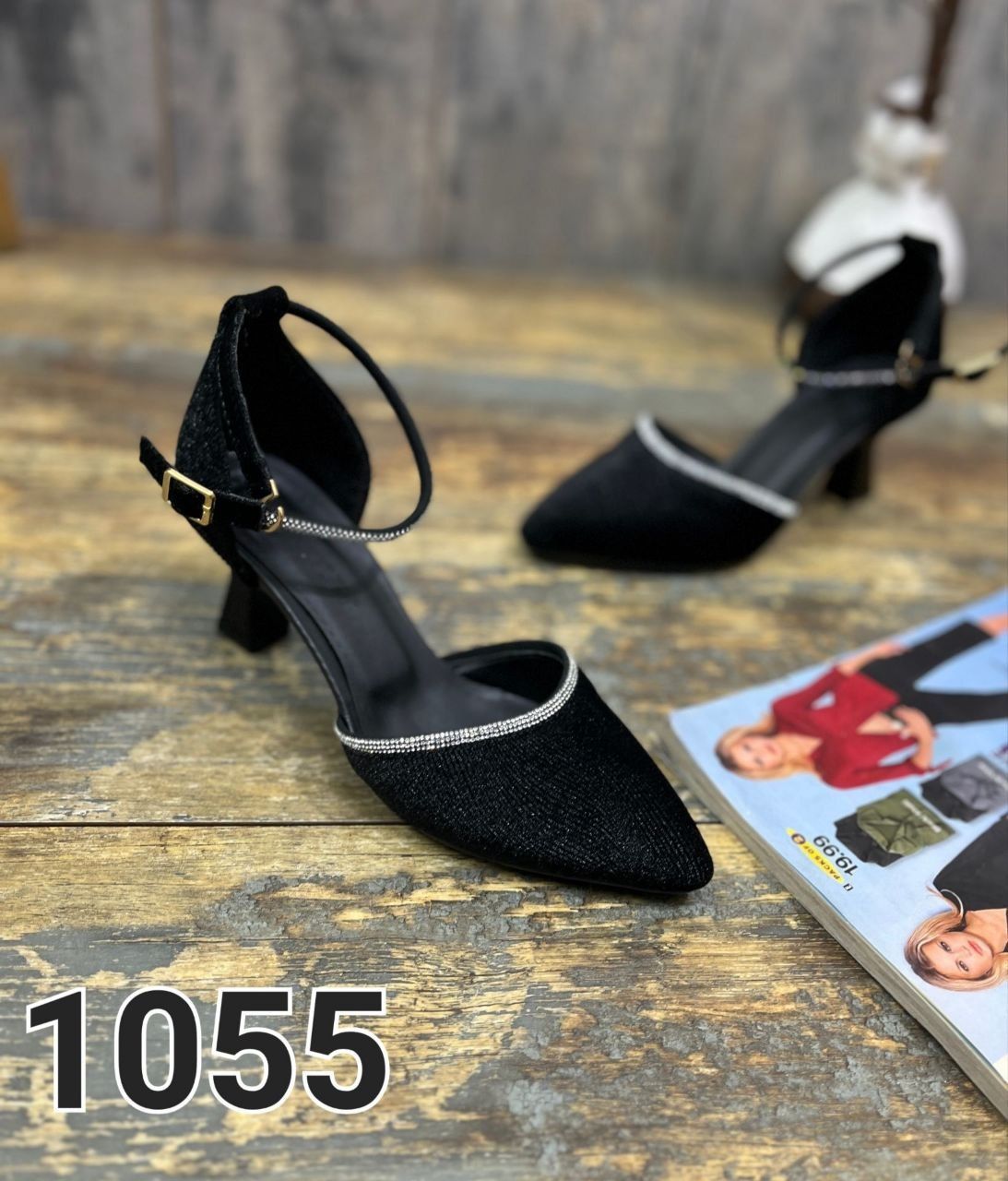 کفش پاشنه دار گینس مجلسی کفش پاشنه دار گینس مجلسی