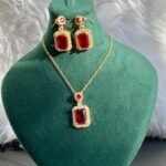 نیم ست گردنبند و گوشواره کوارتز