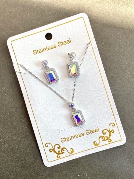 نیم ست گردنبند و گوشواره کوارتز