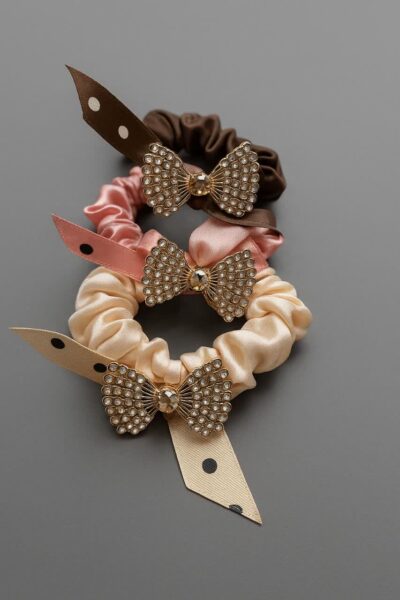 کش چروک گل نگین پر کار