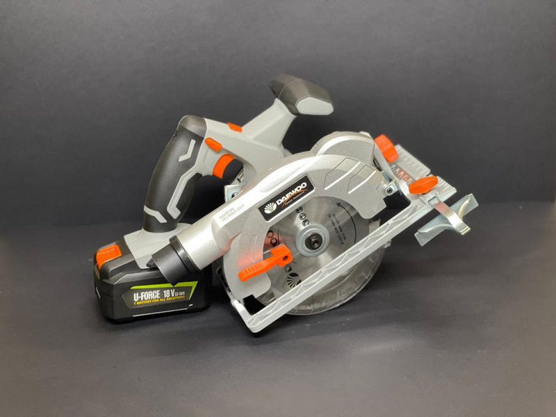 تنه اره گرد بر شارژی مدل DALCS18-1 تنه اره گرد بر شارژی مدل DALCS18-1