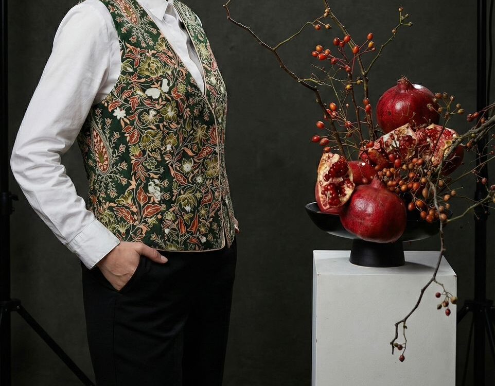 وست زنانه طرح سرو ایرانی