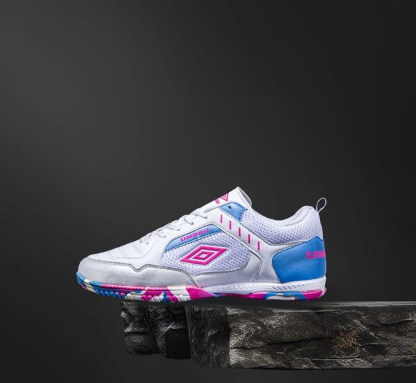 کفش فوتبال های کپی آمبرو