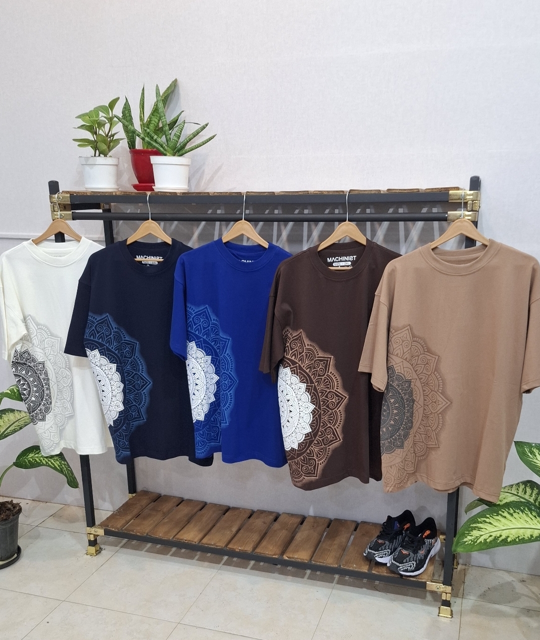 تیشرت مردانه طرح کلاسیک