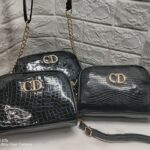 کیف زنانه نیمه زنجیر