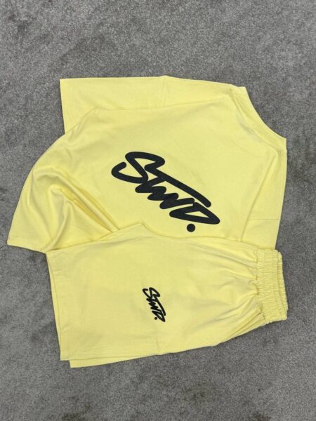 ست تیشرت و شلوارک