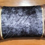 روبالشتی نوار طلایی