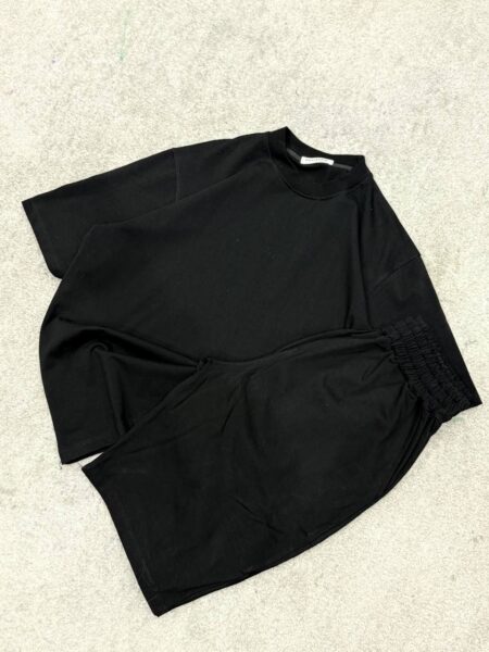 ست تیشرت و شلوارک بیسیک