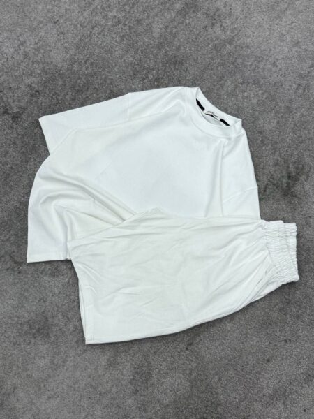 ست تیشرت و شلوارک بیسیک