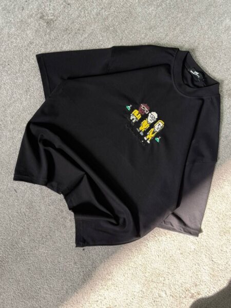 تیشرت گلدوزی